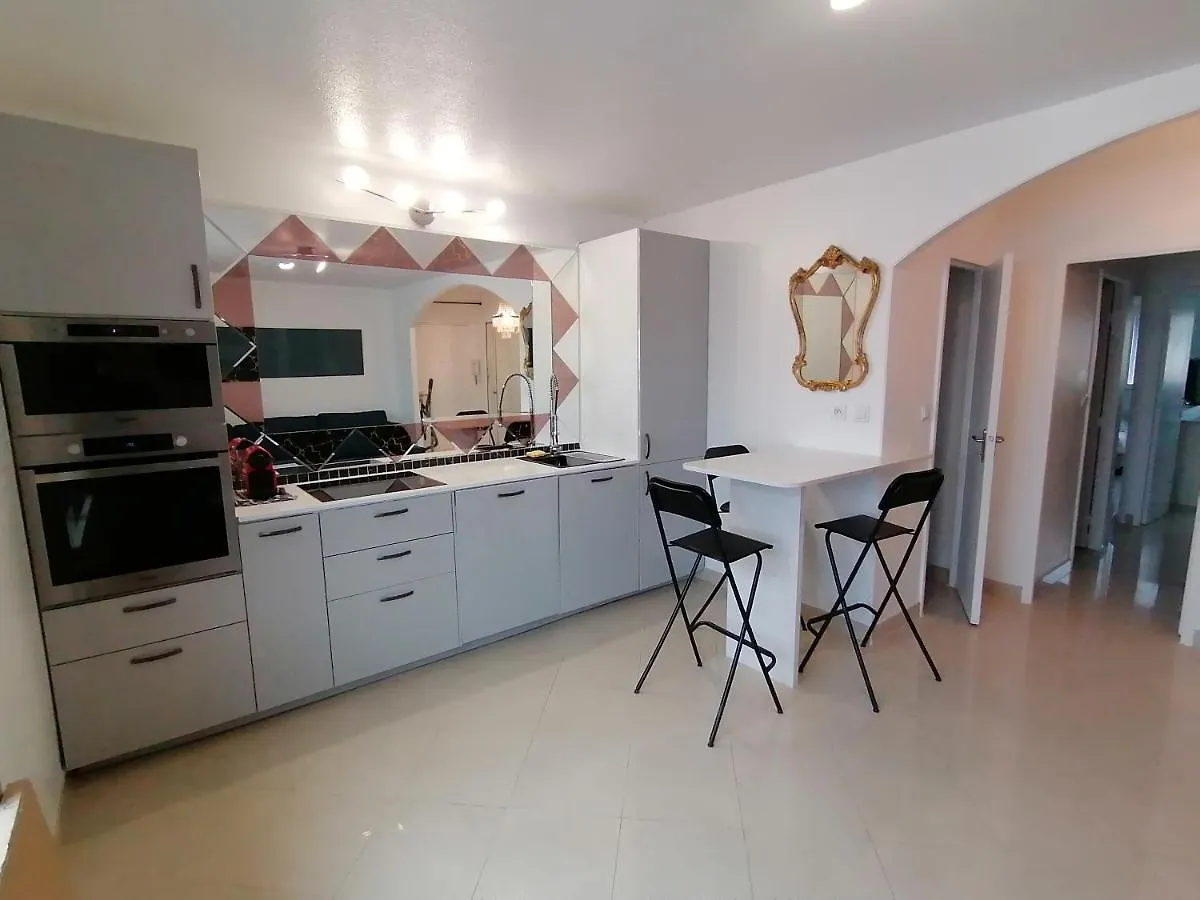 Nice Vue Mer 50M Plage Parking location